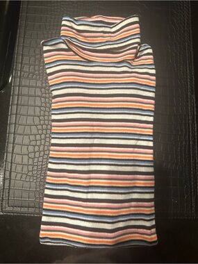 Men’s Gap turtleneck!